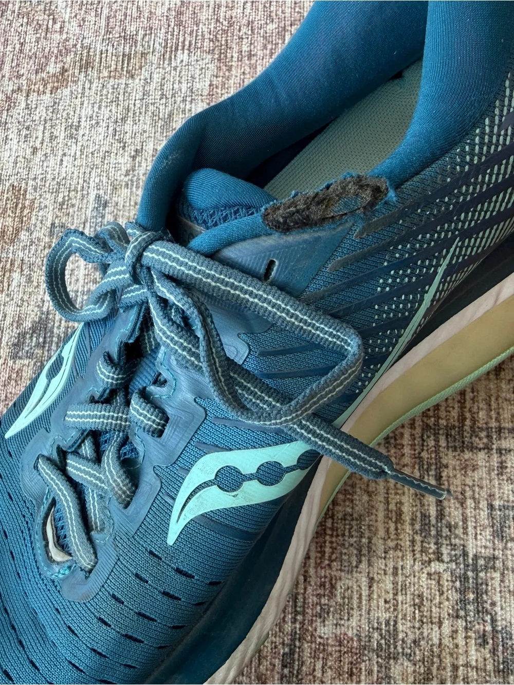 Saucony Guide 13 women’s  Running Shoes — Dark Teal